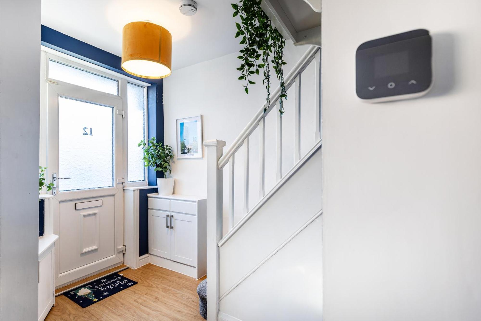 The Heart - Cosy 3 Bedroom House With Double Driveway And Garden In Manchester Exteriör bild